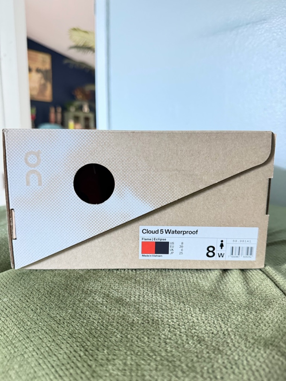 On Running Women’s Cloud 5 Warerproof Red Running Shoes S 8 - Picture 9 of 10